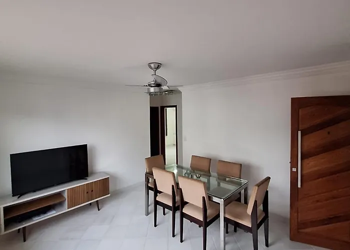 Apartamento Em Armacao Espacoso E Com Localizacao Excelente!