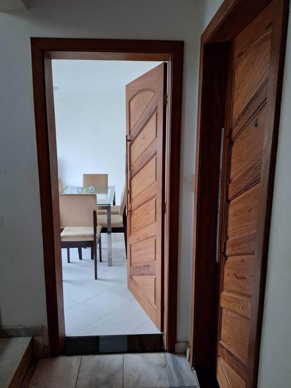 Em Armacao Espacoso E Com Localizacao Excelente! Salvador
