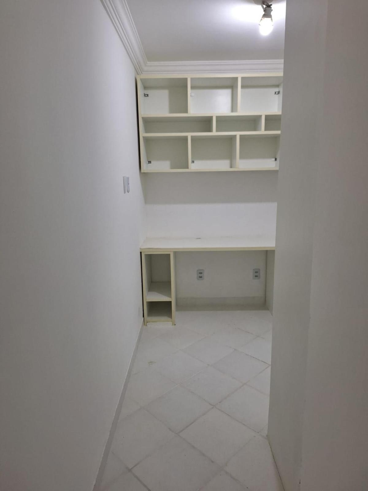 Em Armacao Espacoso E Com Localizacao Excelente! Apartment *