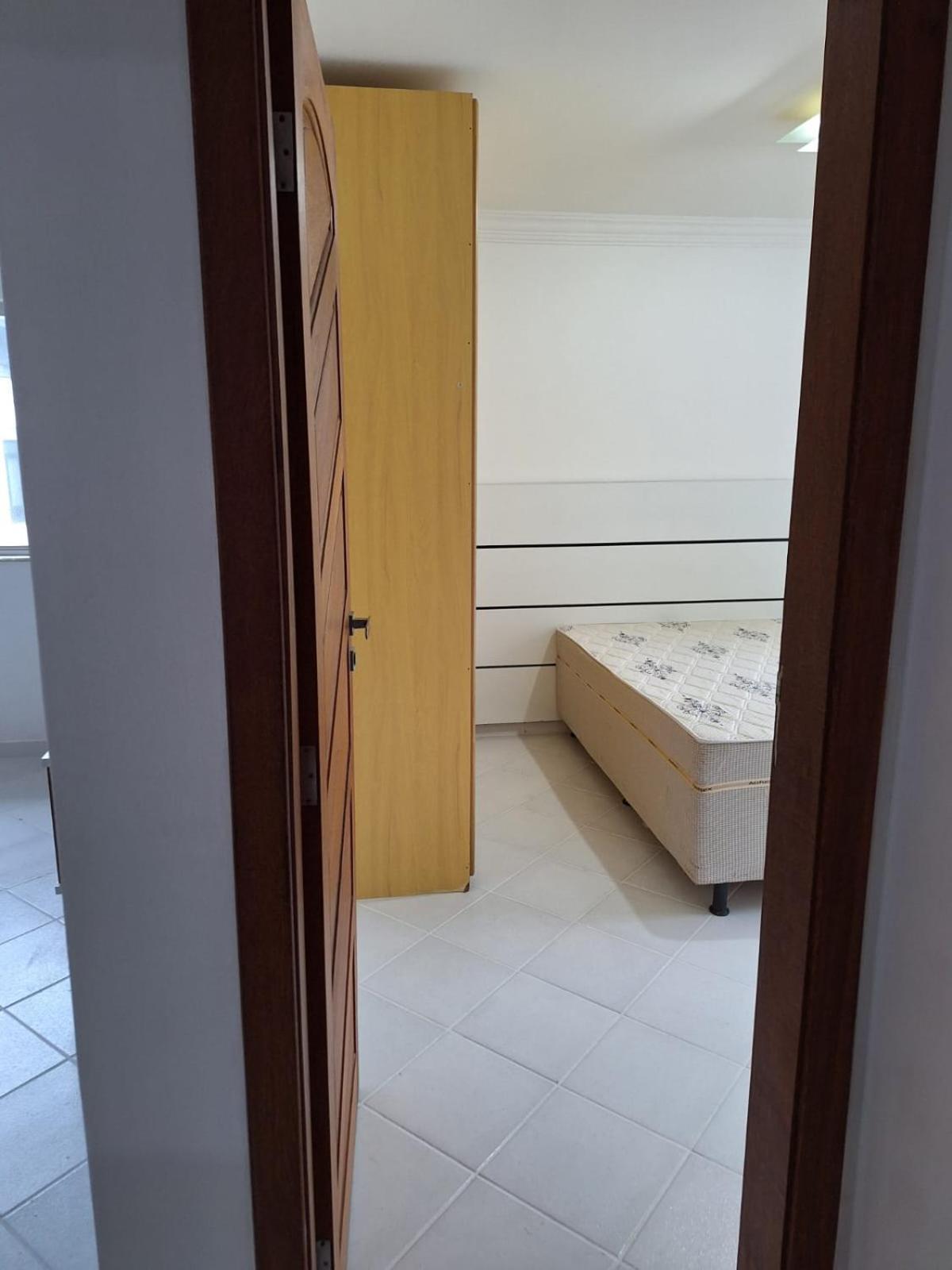 Em Armacao Espacoso E Com Localizacao Excelente! Apartment Salvador